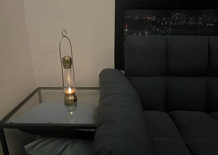Hongdae Chic Grey House Early Promotion 15 Percent Off 首爾